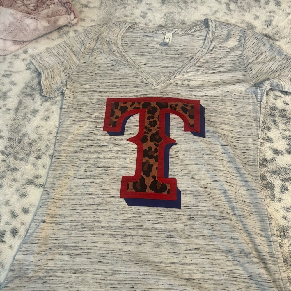 Texas Rangers Gray and Red V-Neck T-Shirt